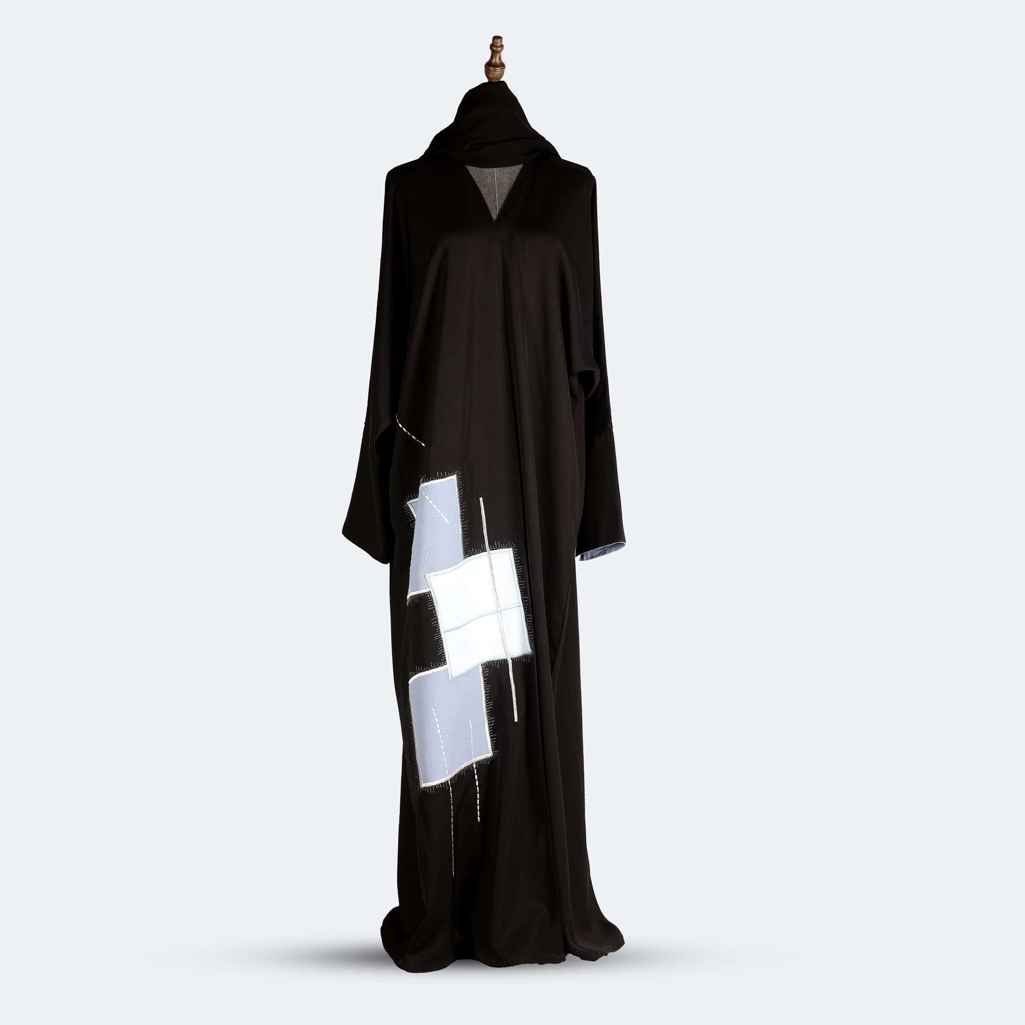 Aplic Embroidered Abaya
