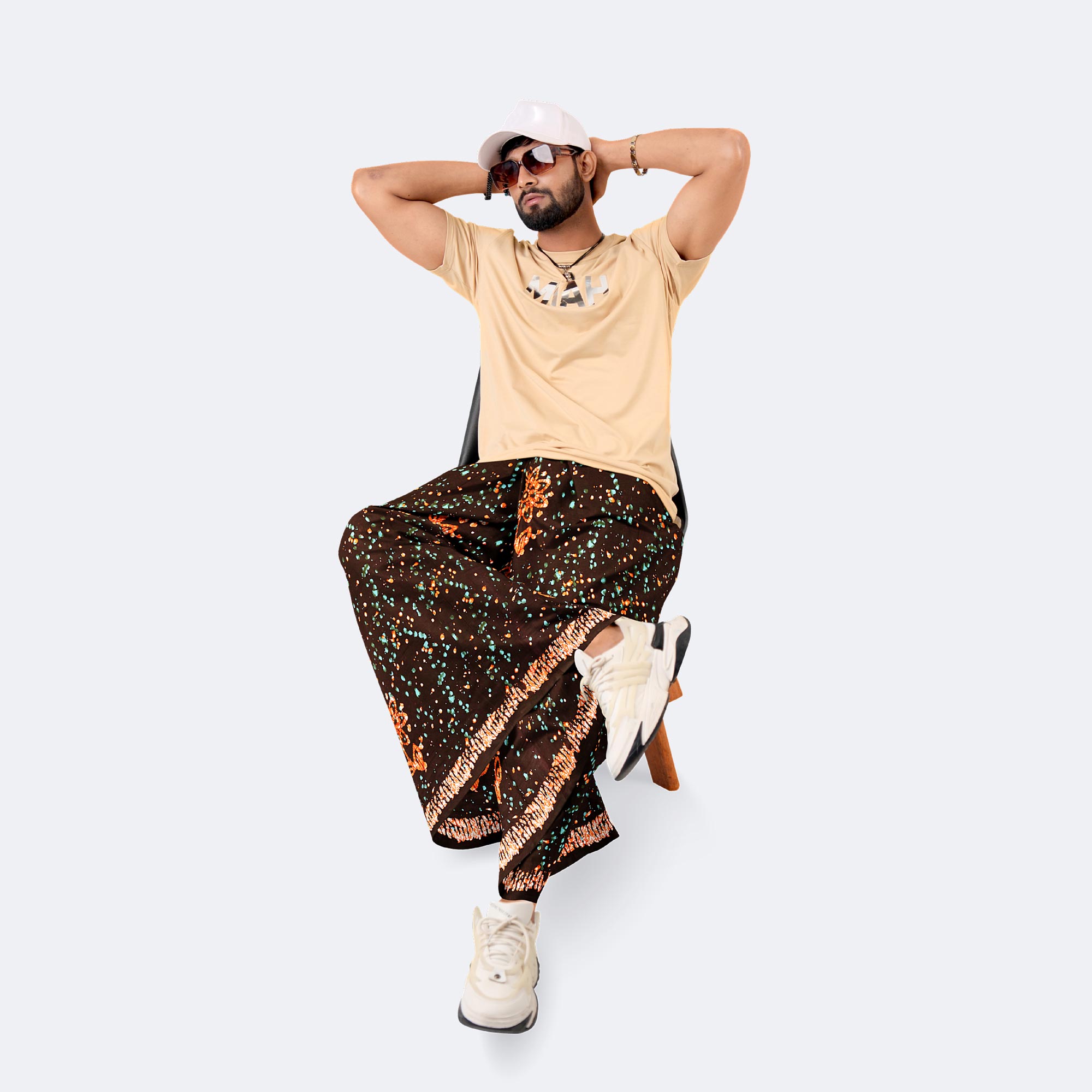 Brown Floral Dot Lungi - Modhumoti