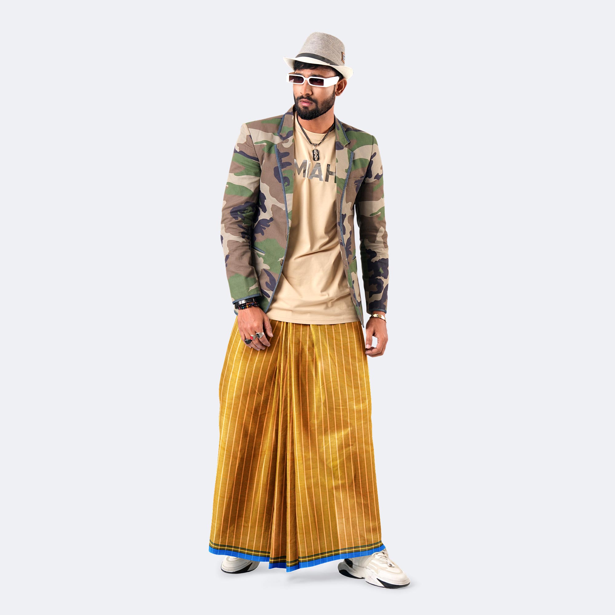 Men's Brown Color Lungi - Showkhin