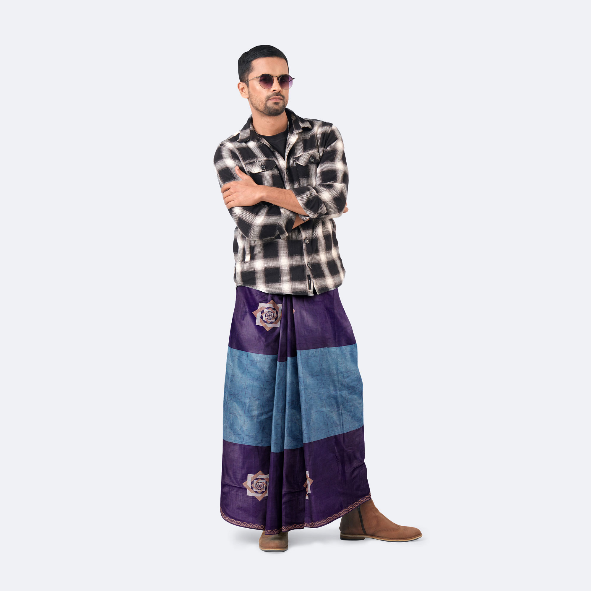 Amanat Shah Lungi - Crown