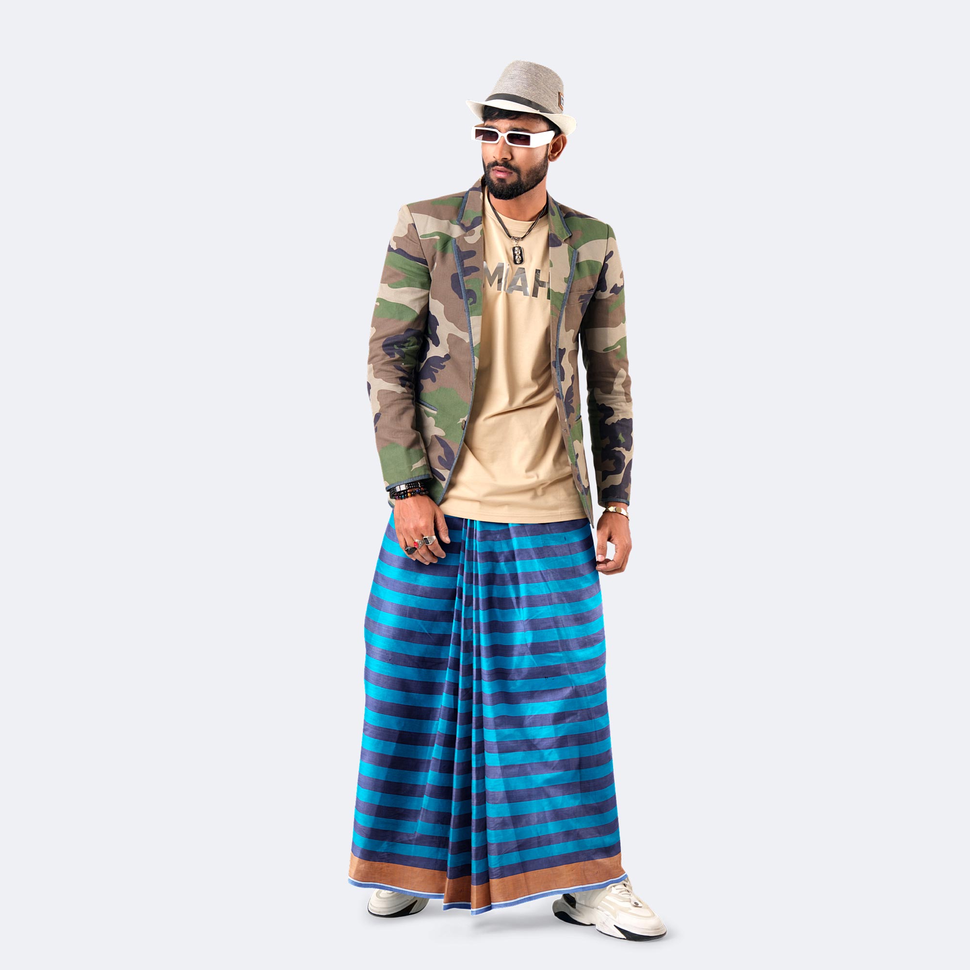 Amanat Shah Lungi - Crown