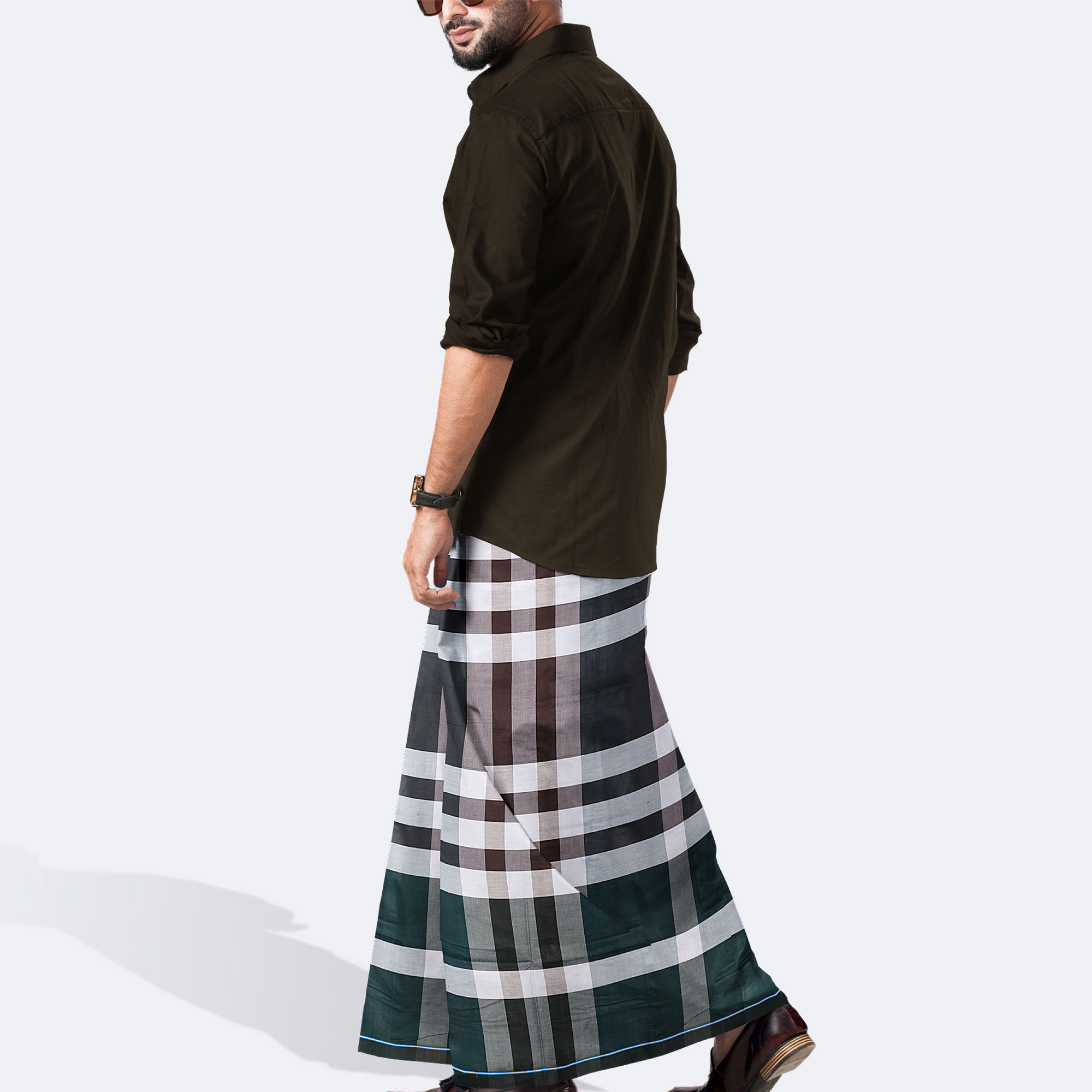 Amanat Shah Lungi - Style
