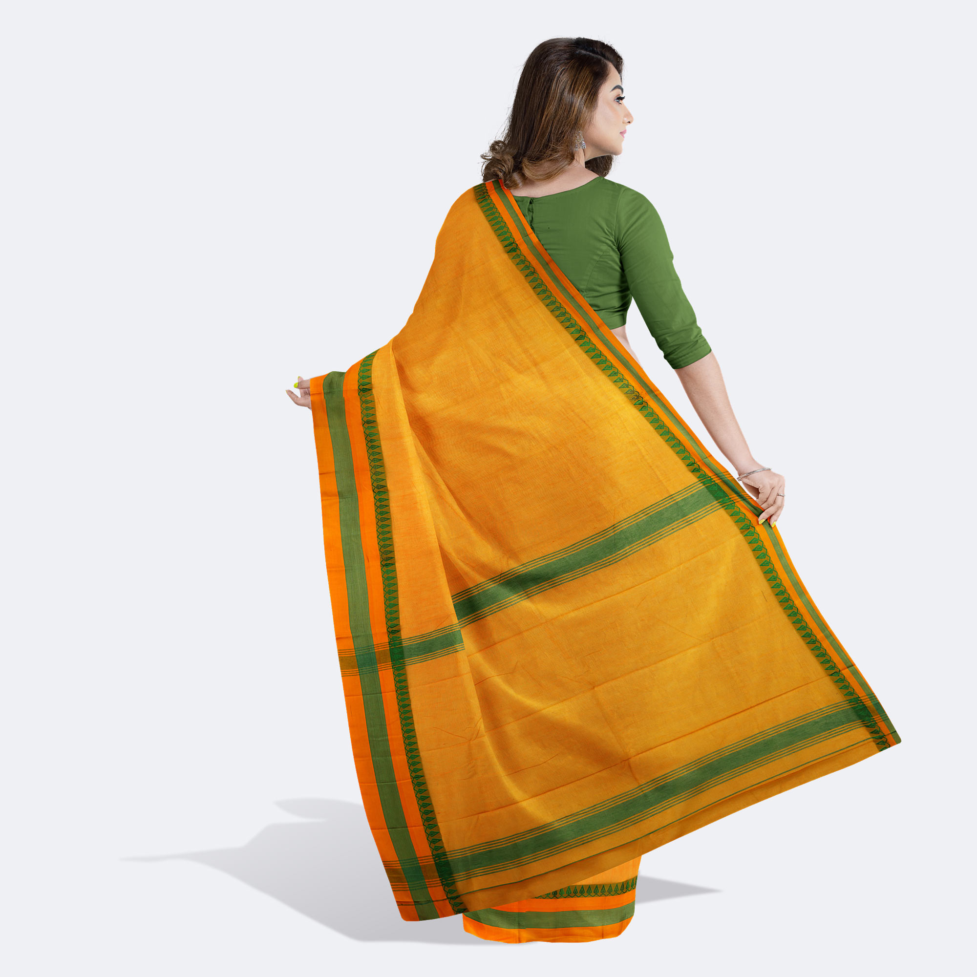 Gaye on sale holud saree